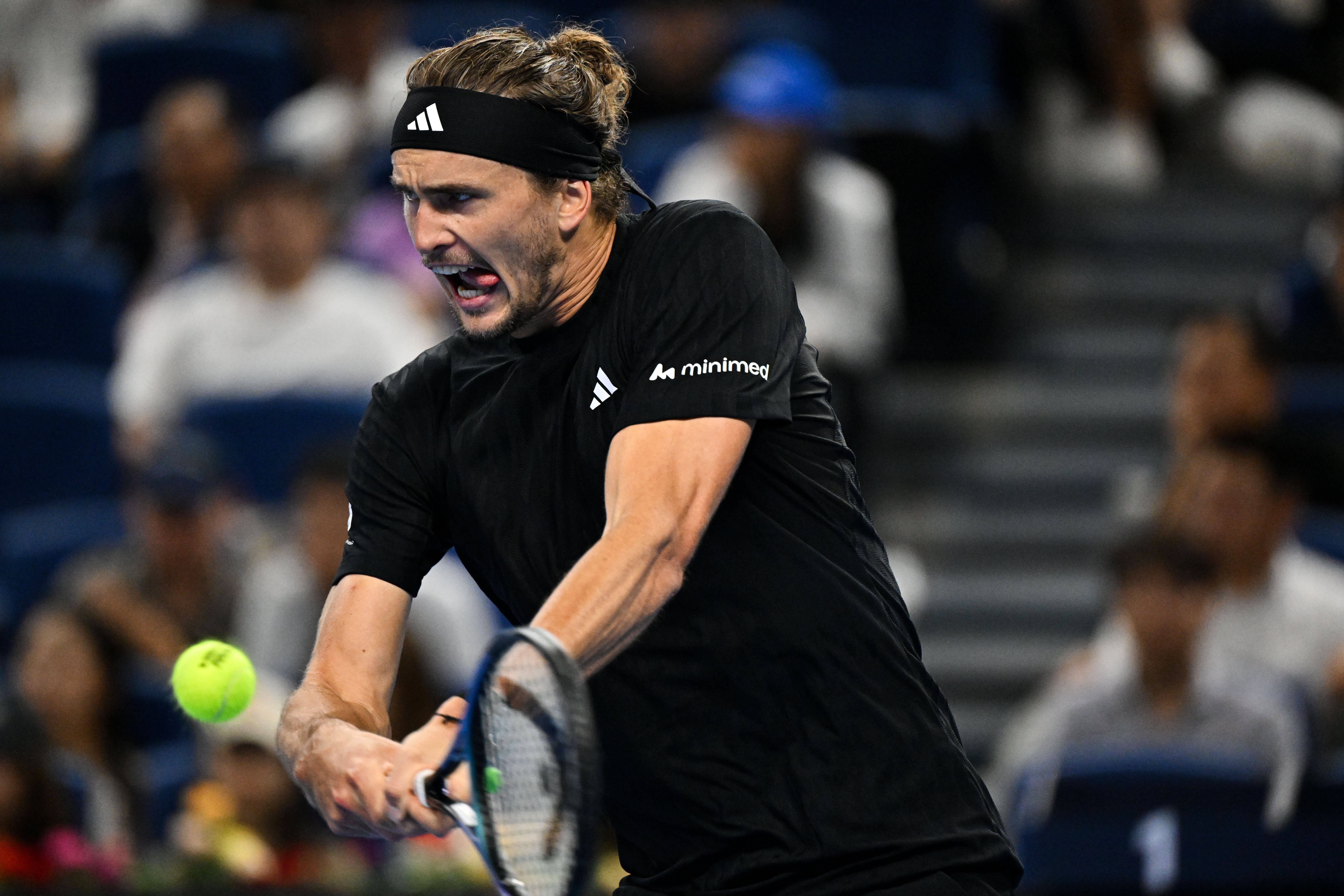 西班牙网球好手率先晋级,稳扎稳打的简单介绍 西班牙网球好手率先晋级,稳扎稳打的简单介绍